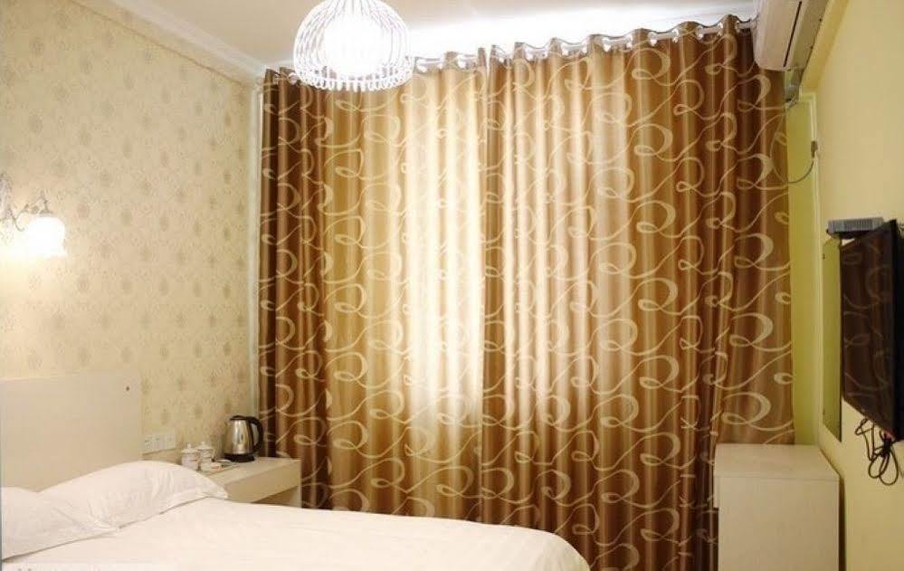 Luoyang Love Me Fashion Hotel Экстерьер фото